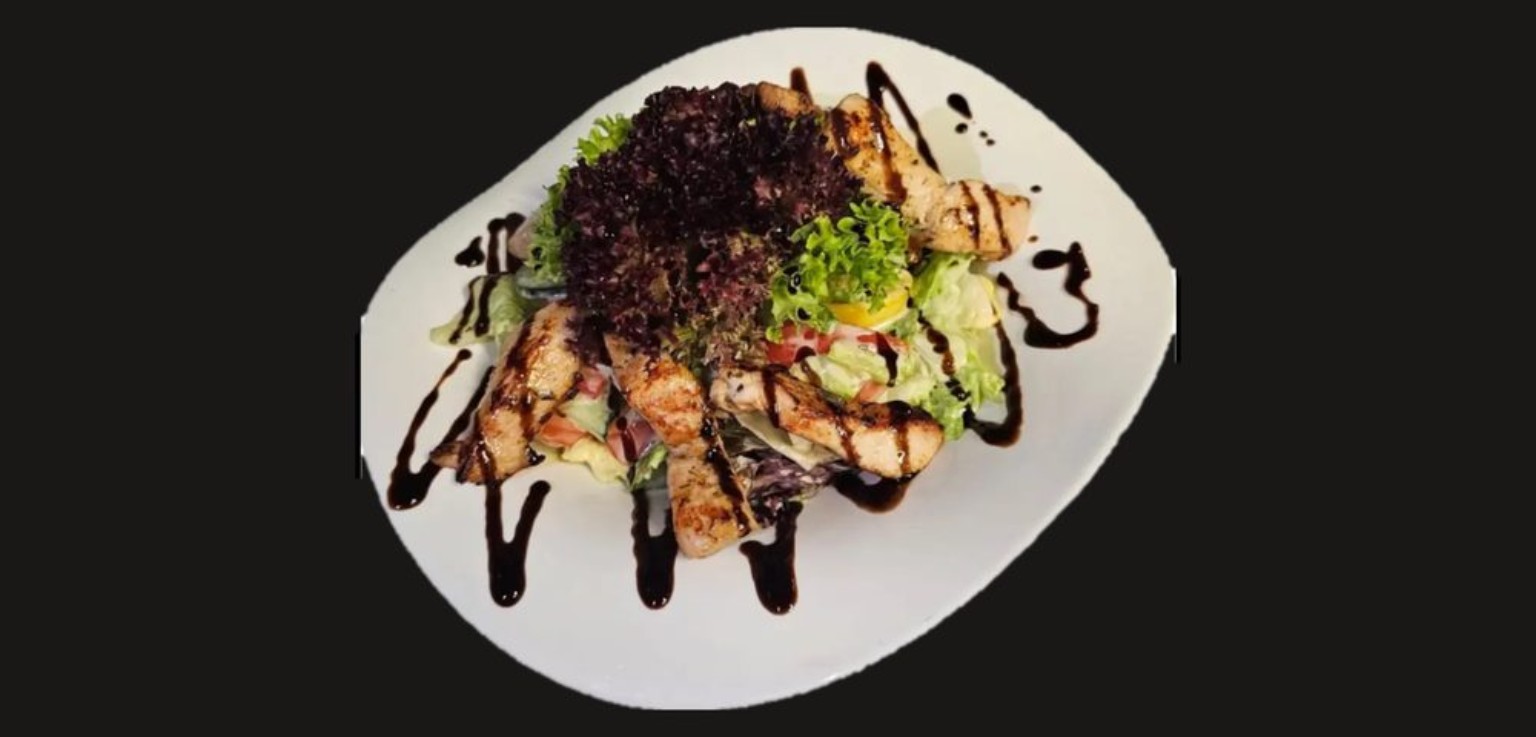 Hähnchenfilet-Salat der Pizzeria Napoli Kaprun